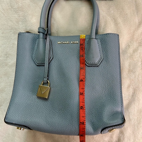 Michael Kors Blue Pebbled Leather Satchel with Gold Accents - Picture 4 of 15